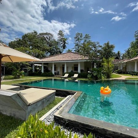 Claire Villa By Younger Villas & Resorts Ahangama Ngoại thất bức ảnh