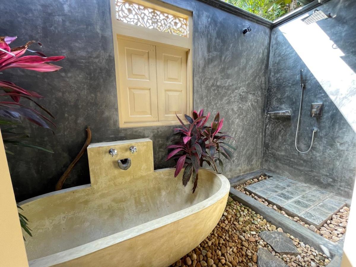 Claire Villa By Younger Villas & Resorts Ahangama Ngoại thất bức ảnh