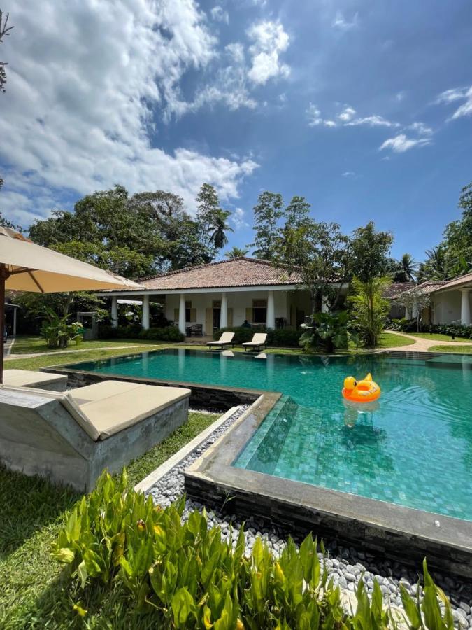 Claire Villa By Younger Villas & Resorts Ahangama Ngoại thất bức ảnh