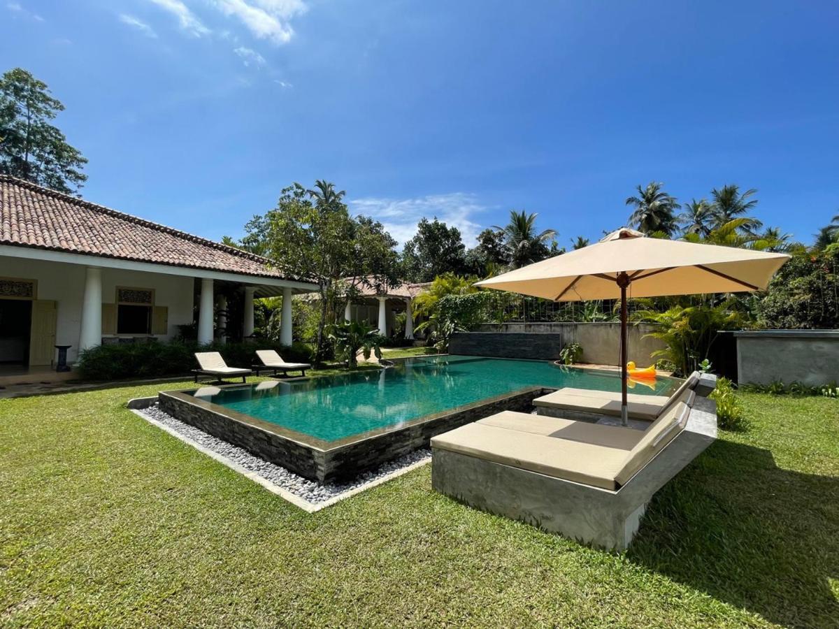 Claire Villa By Younger Villas & Resorts Ahangama Ngoại thất bức ảnh