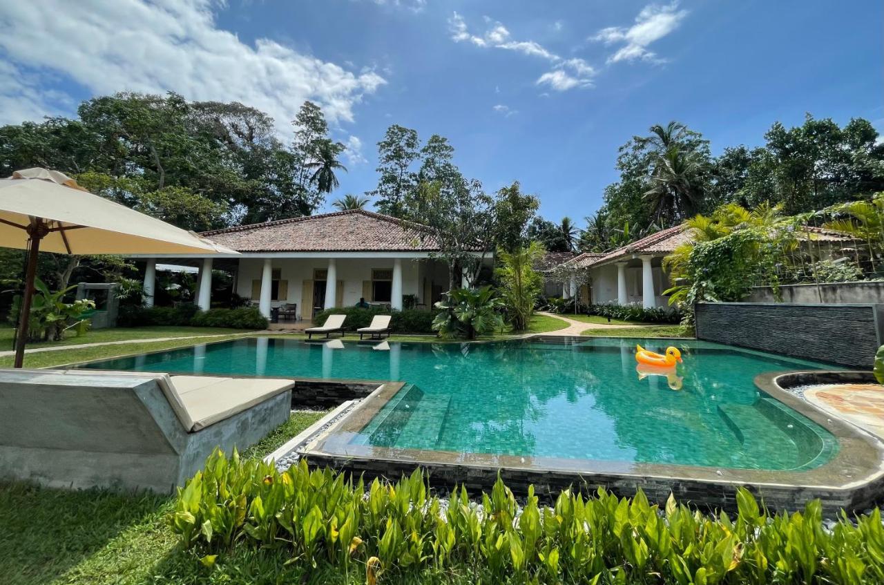 Claire Villa By Younger Villas & Resorts Ahangama Ngoại thất bức ảnh
