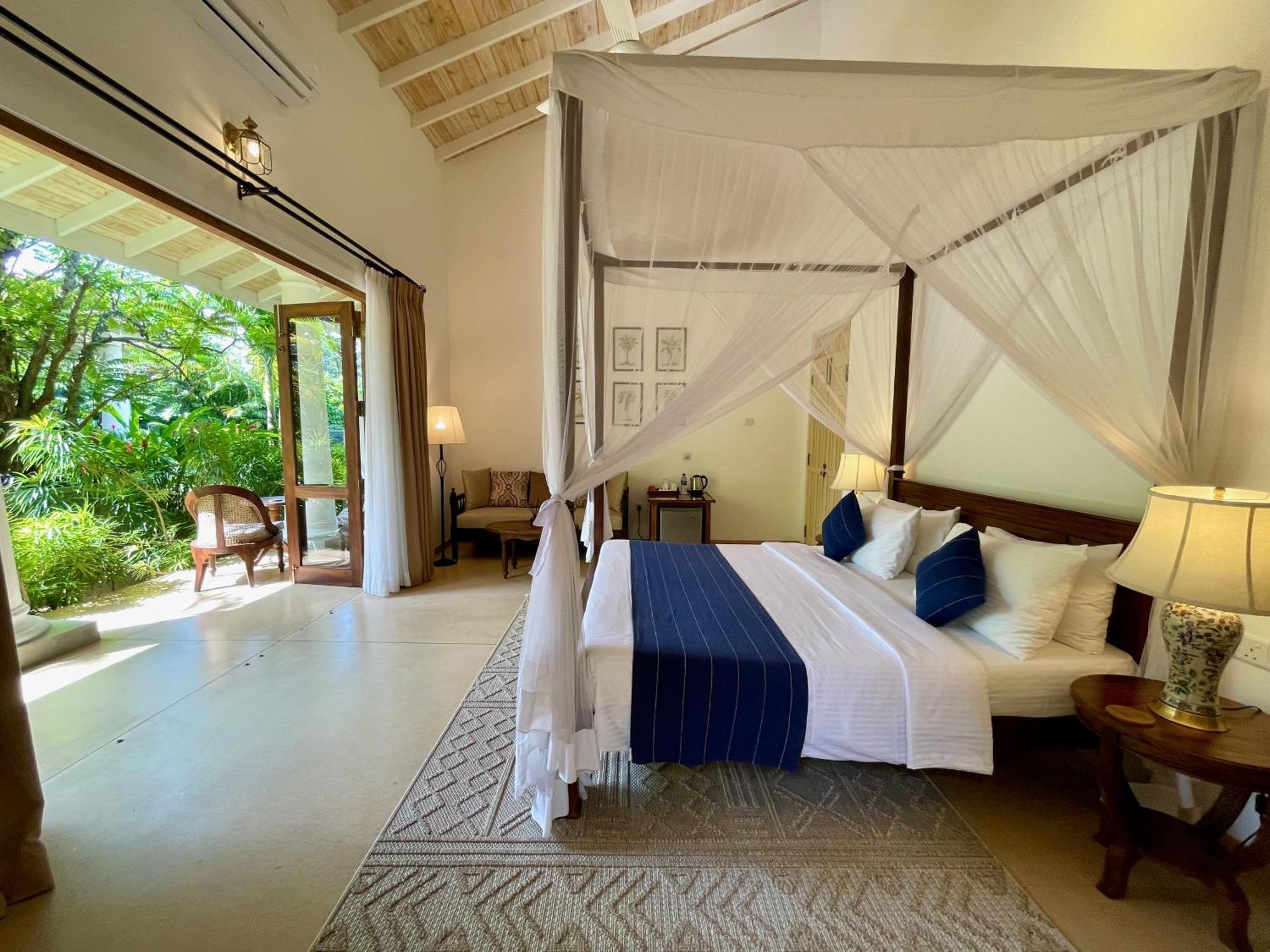 Claire Villa By Younger Villas & Resorts Ahangama Ngoại thất bức ảnh