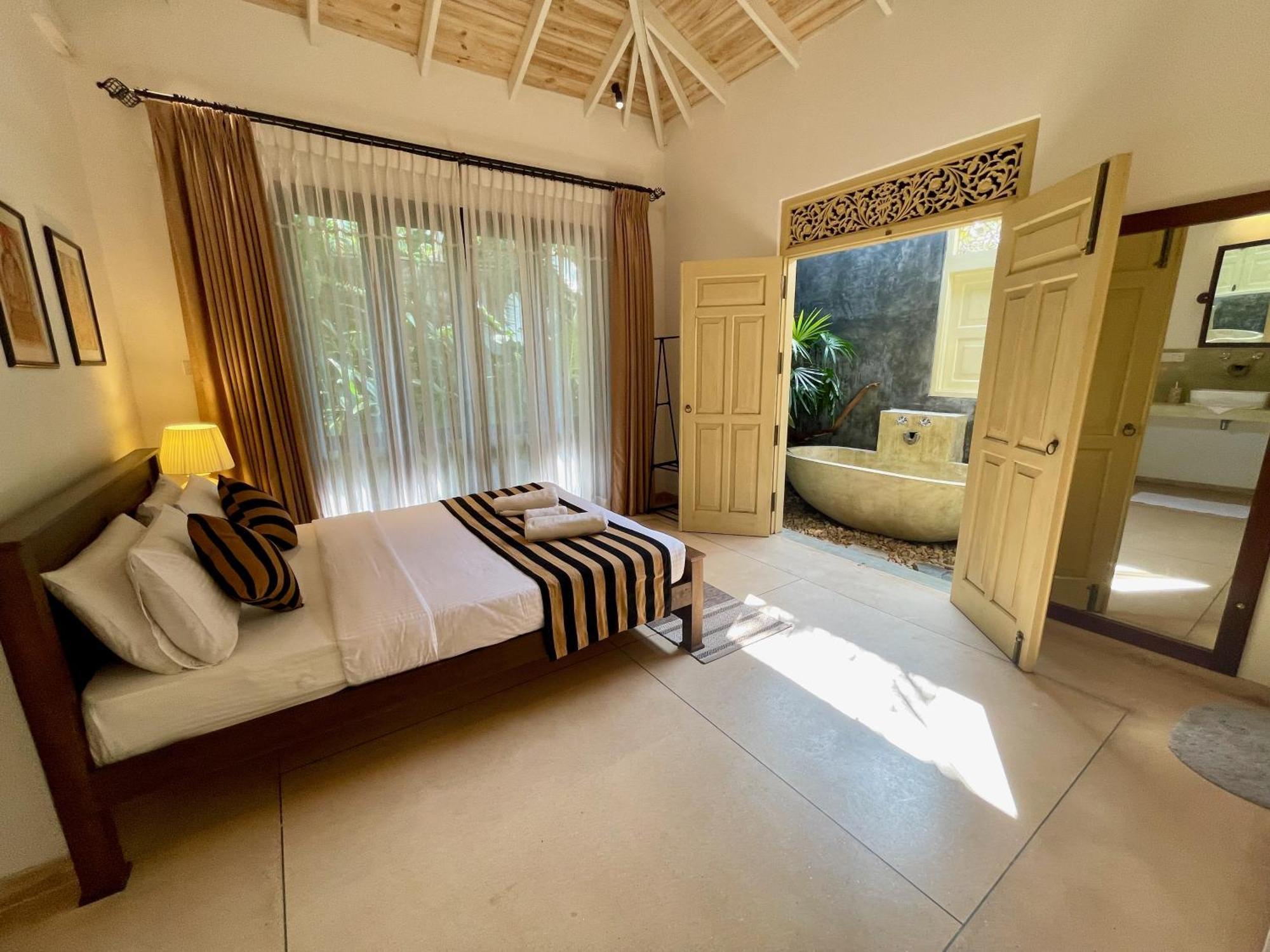Claire Villa By Younger Villas & Resorts Ahangama Ngoại thất bức ảnh